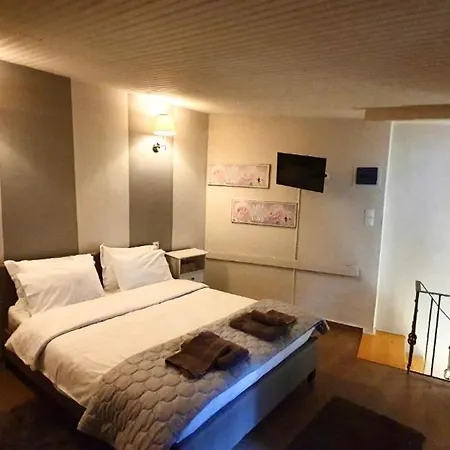 Karma Ηouse 1